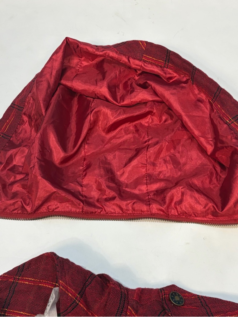 Feline Red Gold Plaid Cropped Full Zip Jacket Detachable Hood Junior Size Large - Picture 12 of 16